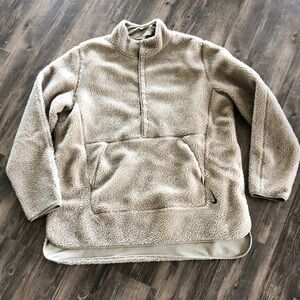 Nike Yoga Therma-Fit Sherpa Fleece